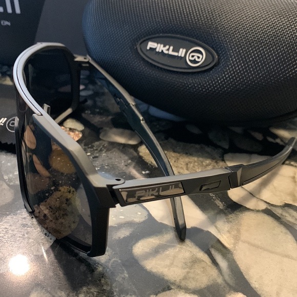 COPY - Safety glasses for pickleball and other sports - Picture 2 of 4